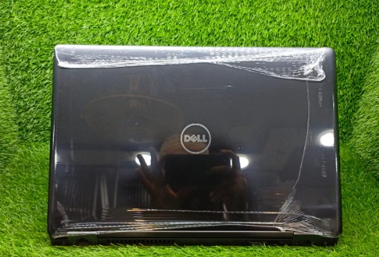 Second image of Dell Latitude 5580 – 6th Gen Core i5 | 15.6″ Display